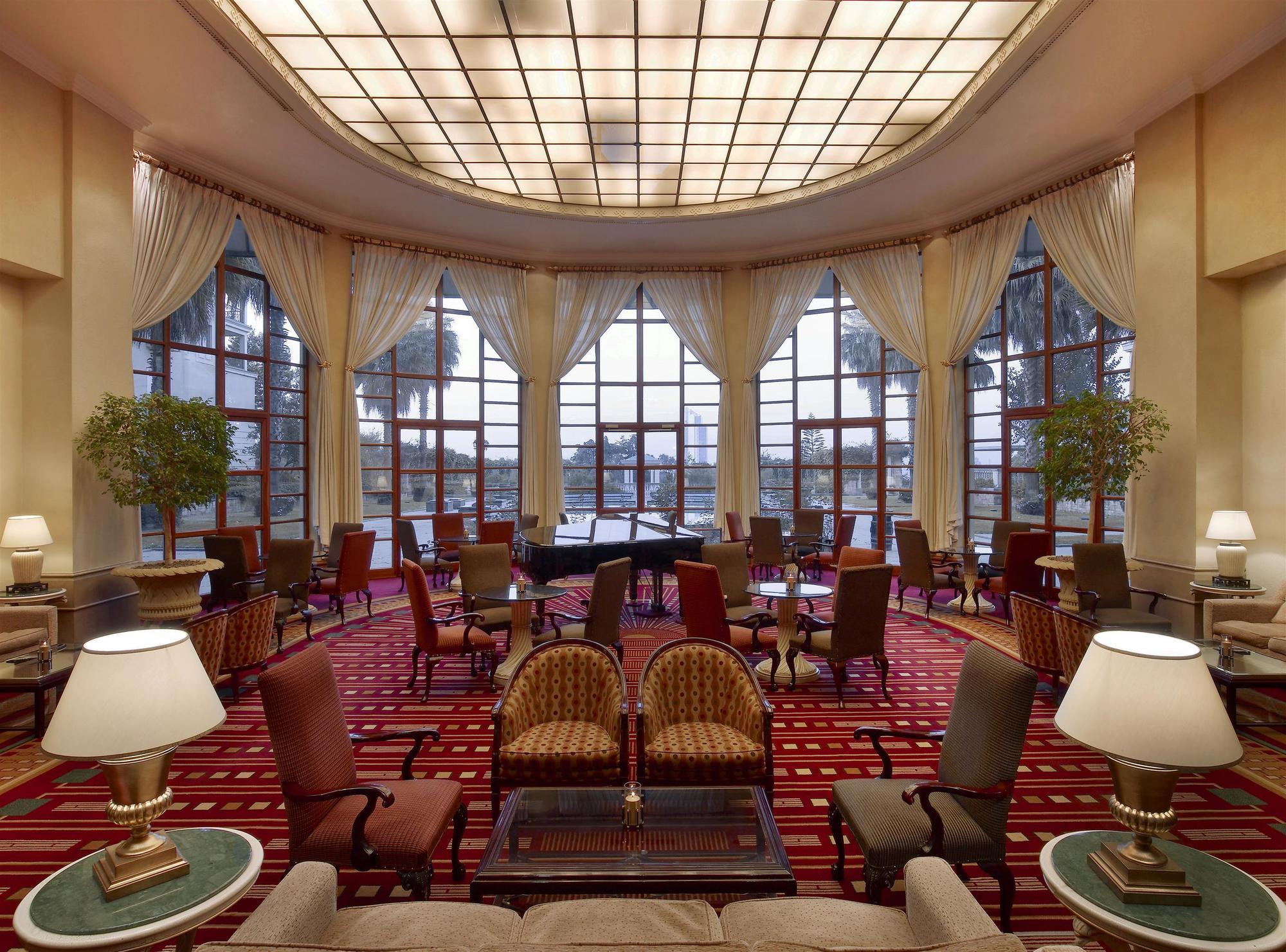 Sheraton Addis, A Luxury Collection Hotel, Addis-Abeba Extérieur photo